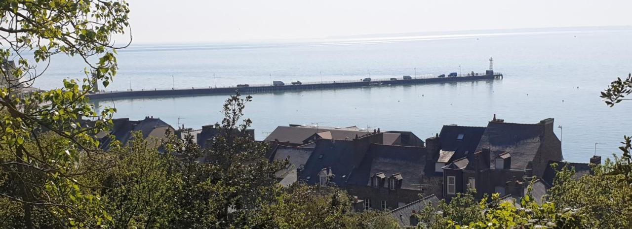 Port De La Houle - Beau 3 Pieces Classe 3 Etoiles Avec Garage Prive Cancale Bagian luar foto